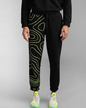 printed flat-front pants with elasticated waistband