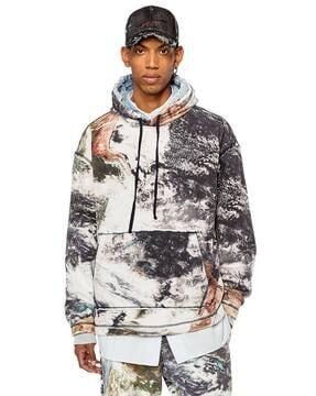 printed hoodie with kangaroo pockets