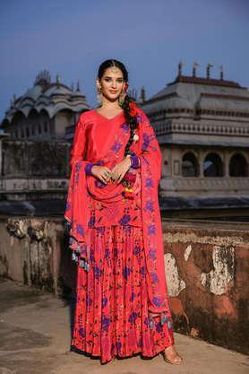 printed knee length crepe woven women's kurti palazzo dupatta set - pink
