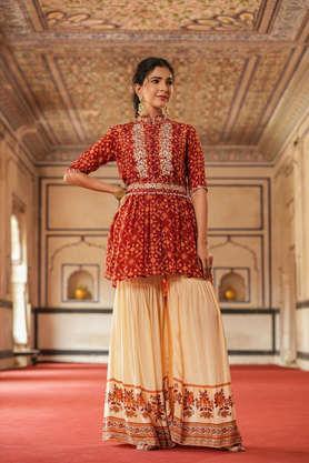 printed knee length crepe woven women's kurti sharara with belt fusion set - maroon