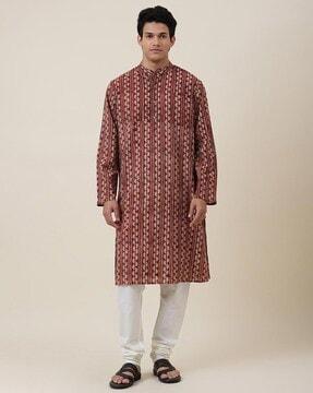 printed long kurta with insert pockets