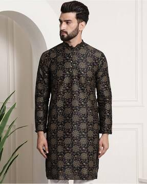 printed mandarin-collar kurta