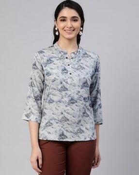 printed mandarin-collar top