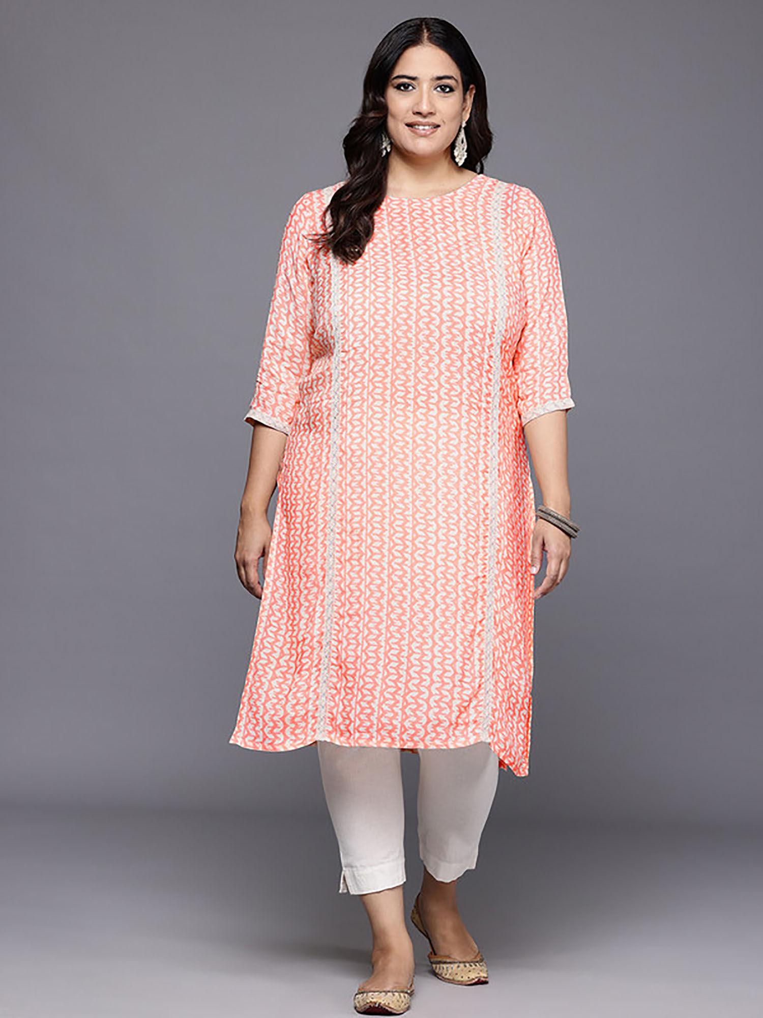 printed panelled lace work kurta