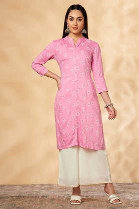 printed poly blend round neck women's kurta - pink
