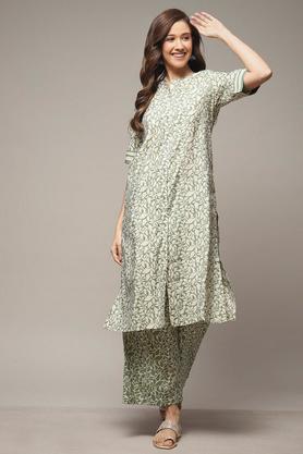 printed polyester blend round neck women's kurta pant set - green