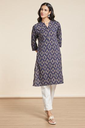 printed rayon mandarin women's casual wear kurta - indigo