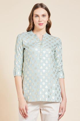 printed rayon v neck women's casual wear tunic - light blue