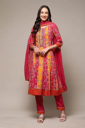 printed regular rayon woven women's salwar kurta dupatta set - pink mix