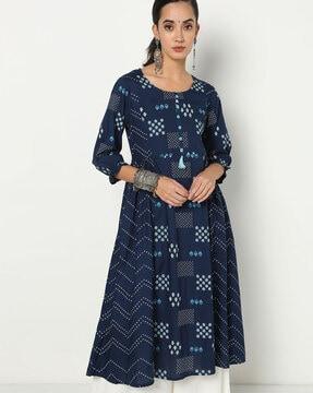 printed round-neck flared kurta