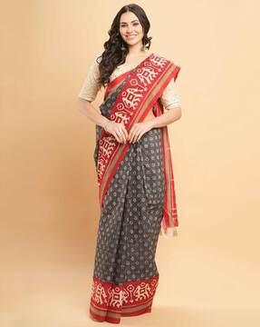 printed saree with contrast border & tassels