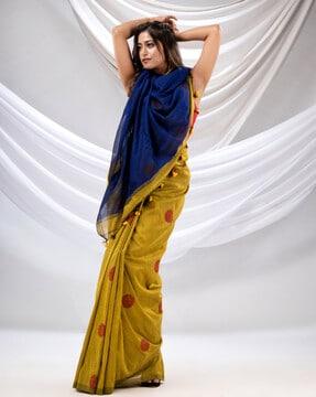 printed saree with contrast border and tassels