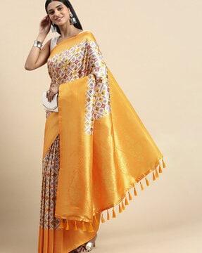 printed saree with contrast border