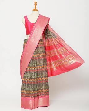 printed saree with zari border