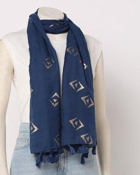 printed scarf with tassels