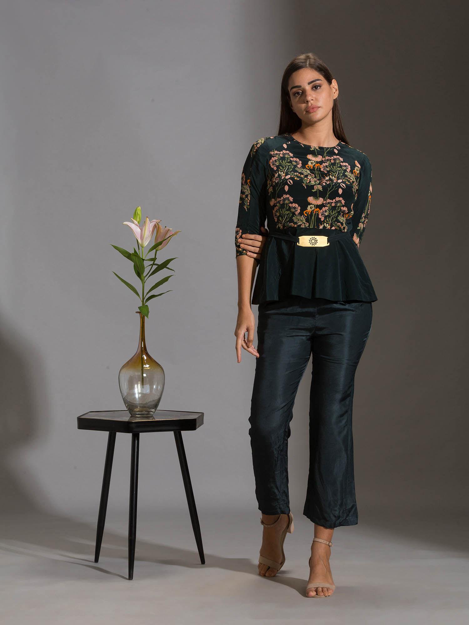 printed sequence peplum top paired with pants (set of 2)