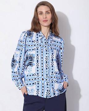 printed shirt with button closure