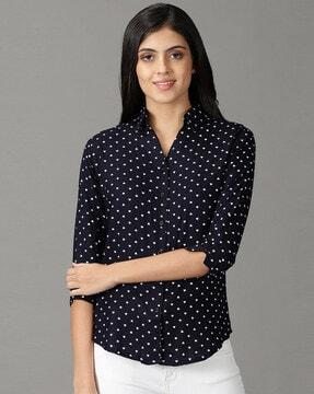 printed shirt with curved hemline