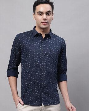 printed shirt with patch pocket