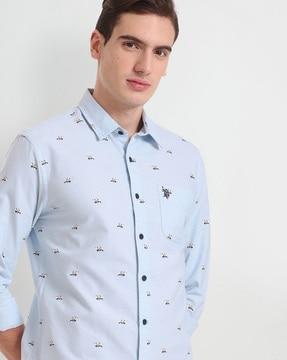 printed shirt with patch pocket