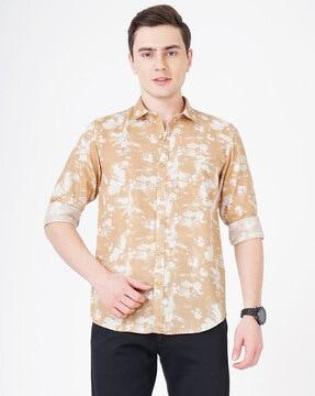 printed shirt with patch pocket