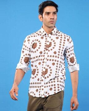 printed shirt with spread collar