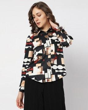 printed shirt with spread collar