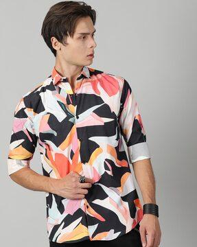 printed shirt with spread collar