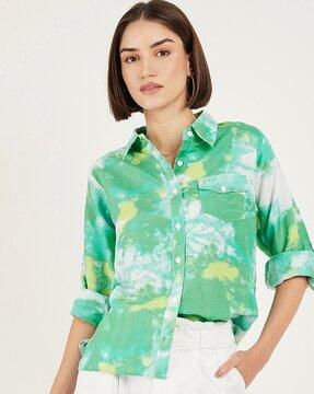 printed shirt with spread collar