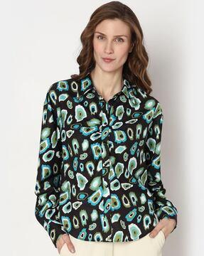 printed shirt with spread collar