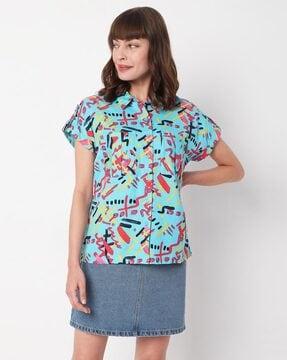 printed short-sleeve shirt