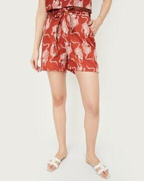 printed shorts with insert pockets