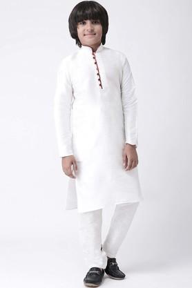 printed silk blend regular fit boys kurta pyjama set - white