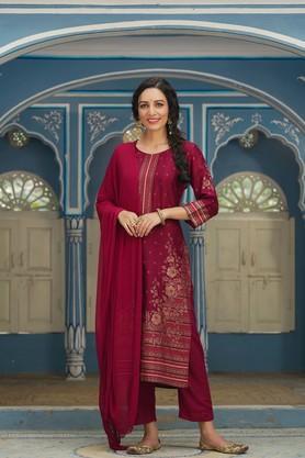 printed silk round neck women's salwar kurta dupatta set - maroon