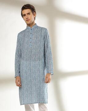 printed slim fit kurta with insert pocket