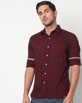 printed slim fit shirt with patch pocket