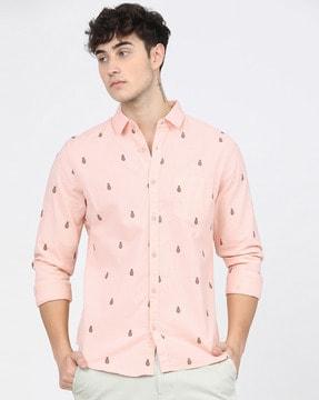 printed slim fit shirt with patch pocket