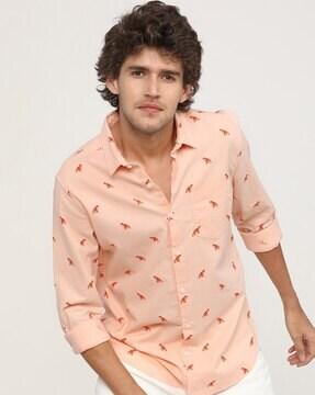 printed slim fit shirt with patch pocket