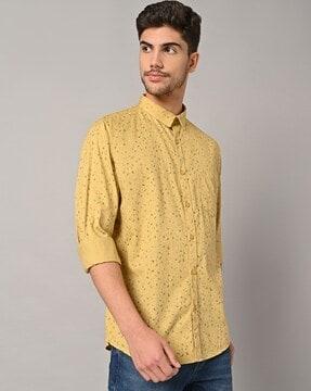 printed slim fit shirt with patch pocket