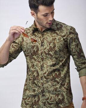 printed slim fit shirt with patch pocket