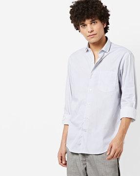 printed slim fit shirt with patch pocket