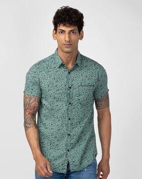 printed slim fit shirt with spread collar