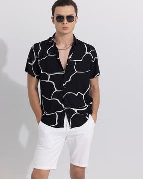 printed slim fit shirt with spread collar