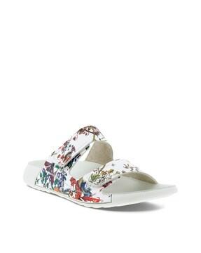 printed slip-on flat sandal