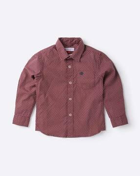 printed spread-collar shirt with patch pocket