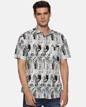 printed spread collar shirt with short sleeves