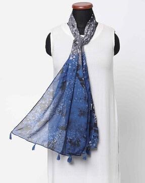 printed stole with tassels