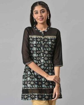 printed straight kurta with embellishments