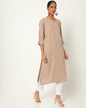 printed straight kurta with embroidery