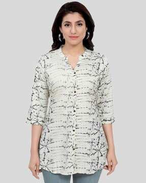 printed straight kurti with button-down detail